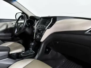 Hyundai  10