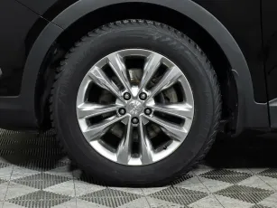 Hyundai  9