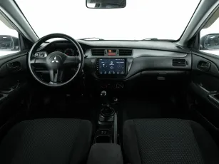 Mitsubishi  7