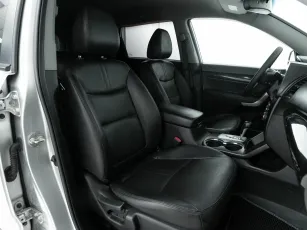 Kia  11