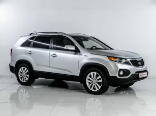 Kia  3