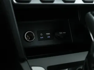Hyundai  17