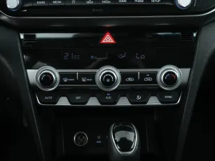Hyundai  19