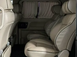 Hyundai  12