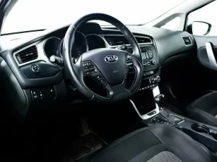 Kia  11