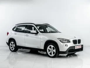 BMW  3