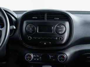 Kia  10