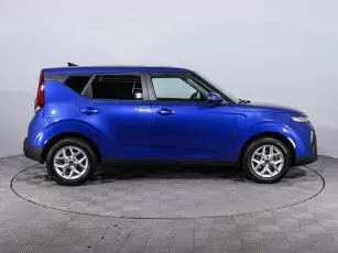 Kia  4