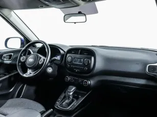 Kia  7