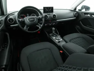 Audi  8