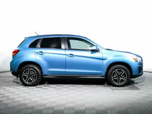 Mitsubishi  4