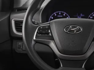 Hyundai  11