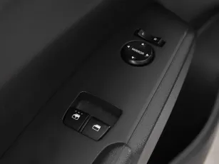 Hyundai  13