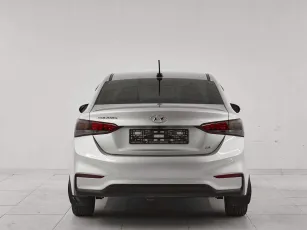 Hyundai  5