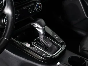 Kia  17