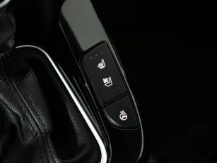 Kia  19