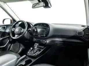 Kia  8