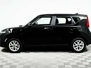 Kia  3