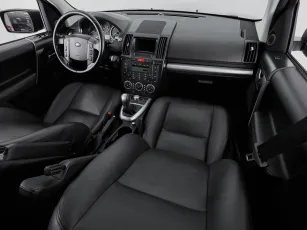 Land Rover  9