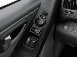 Hyundai  15