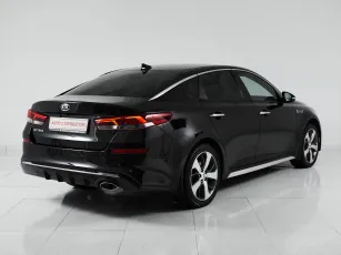 Kia  4