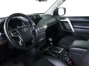 Toyota  11