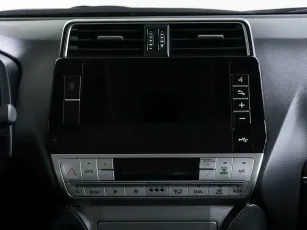 Toyota  13