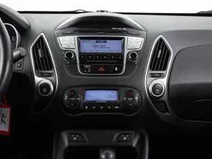 Hyundai  16