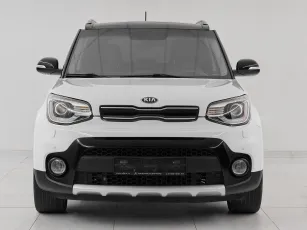 Kia  2