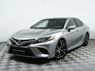 Toyota Camry,  VIII (XV70)