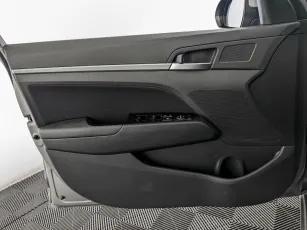 Hyundai  20