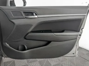 Hyundai  21