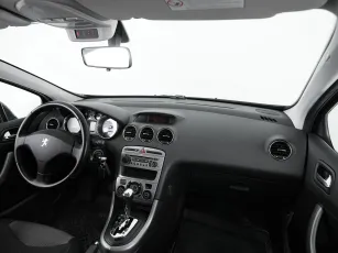 Peugeot  9