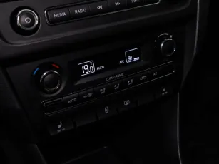 Skoda  9