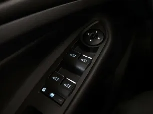 Ford  10