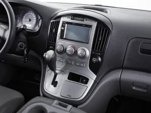 Hyundai  13