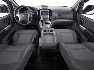 Hyundai  8