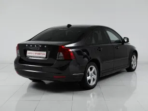 Volvo  4