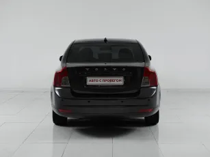 Volvo  6