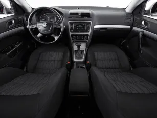 Skoda  8