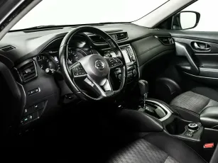 Nissan  10
