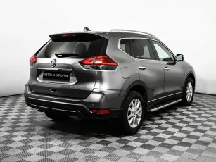 Nissan  5