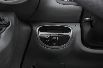 Hyundai  11