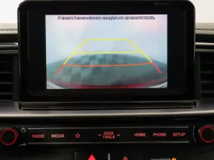 Kia  9