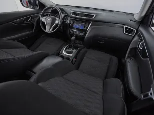 Nissan  10