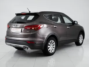 Hyundai  4