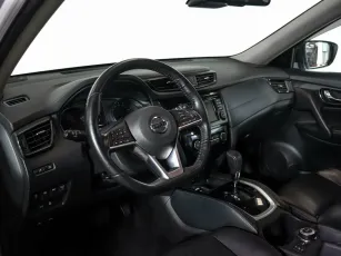 Nissan  8