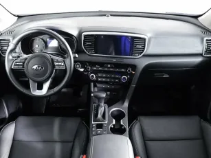 Kia  10