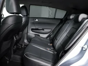 Kia  18