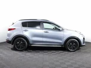 Kia  4